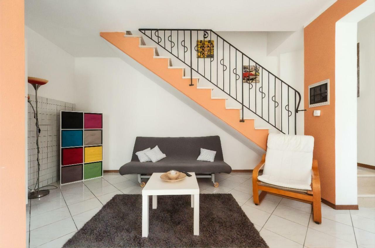 La Casina Gialla Independent House - Near The Walls ลุคคา ภายนอก รูปภาพ